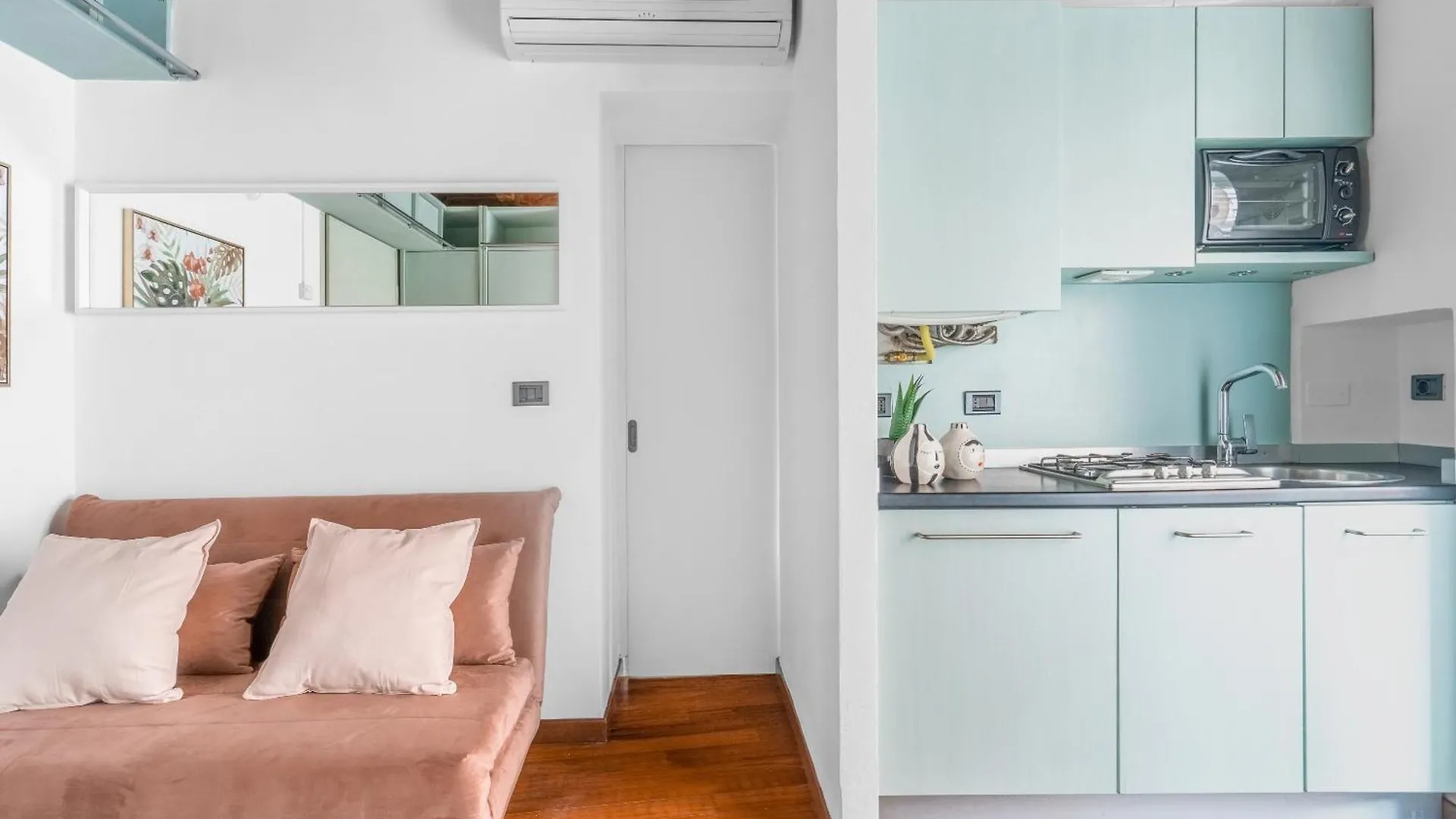 Mos29 - Luxurious Apartment - Near The Duomo ミラノ 0*,
